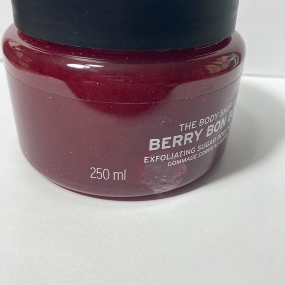 Body Shop Berry Bon Bon Exfoliating Sugar Scrub - Picture 6 of 11